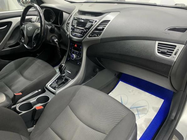 Hyundai Elantra V (MD) Рестайлинг с пробегом 2015 года, цена 1 200 000 рублей, 214634 км, седан, Автокод Объявления