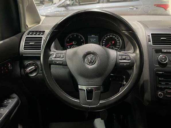 Volkswagen Touran I Рестайлинг 2 с пробегом 2012 года, цена 1 170 000 рублей, 146520 км, компактвэн, Автокод Объявления
