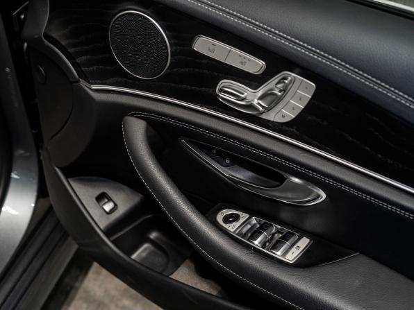 Mercedes-Benz E-Класс V (W213 S213 C238) с пробегом 2019 года, цена 2 650 000 рублей, 101900 км, седан, Автокод Объявления