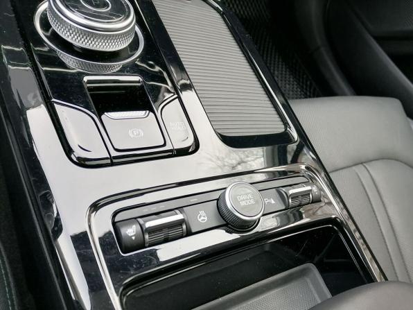 Kia K5 III с пробегом 2024 года, цена 3 570 000 рублей, 19885 км, седан, Автокод Объявления