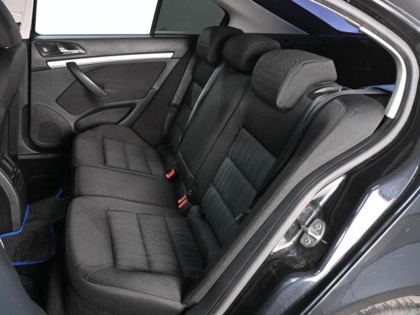 Skoda Octavia II (A5) Рестайлинг с пробегом 2012 года, цена 890 000 рублей, 217143 км, лифтбек, Автокод Объявления