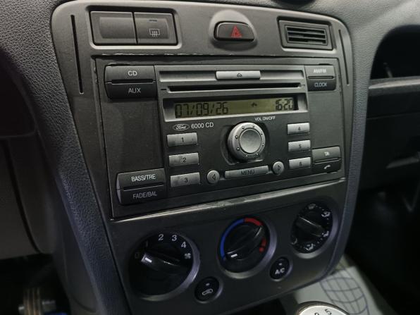 Ford Fusion I Рестайлинг с пробегом 2007 года, цена 410 000 рублей, 246000 км, хэтчбек, Автокод Объявления