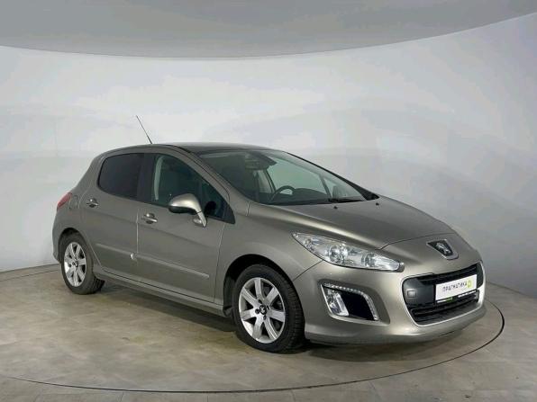 Peugeot 308 I Рестайлинг с пробегом 2013 года, цена 800 000 рублей, 98000 км, хэтчбек, Автокод Объявления