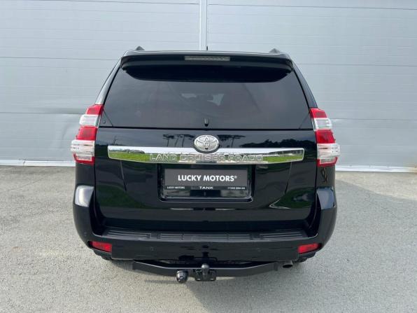 Toyota Land Cruiser Prado 150 Series Рестайлинг 1 с пробегом 2017 года, цена 3 939 000 рублей, 158030 км, внедорожник, Автокод Объявления