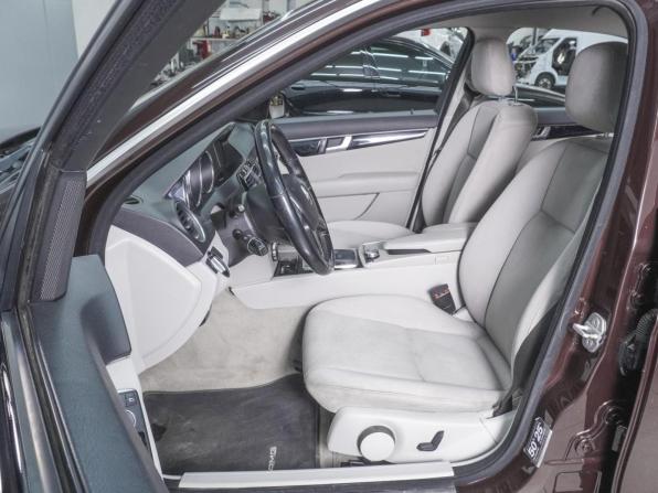 Mercedes-Benz C-Класс III (W204) Рестайлинг с пробегом 2011 года, цена 1 319 000 рублей, 196670 км, седан, Автокод Объявления
