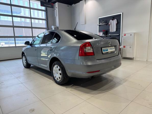 Skoda Octavia II (A5) Рестайлинг с пробегом 2013 года, цена 700 000 рублей, 344559 км, лифтбек, Автокод Объявления