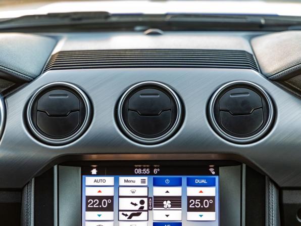 Ford Mustang VI Рестайлинг с пробегом 2019 года, цена 3 048 000 рублей, 69423 км, купе, Автокод Объявления