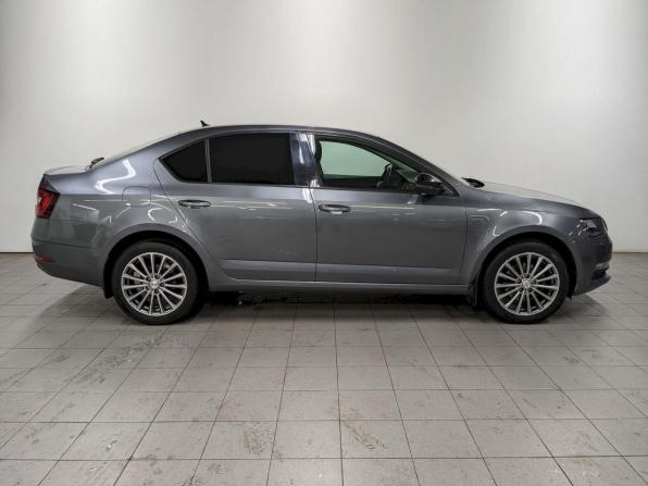 Skoda Octavia III (A7) Рестайлинг с пробегом 2019 года, цена 2 190 000 рублей, 92323 км, лифтбек, Автокод Объявления