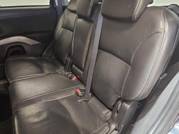 Mitsubishi Outlander II Рестайлинг с пробегом 2010 года, цена 957 000 рублей, 226085 км, внедорожник, Автокод Объявления