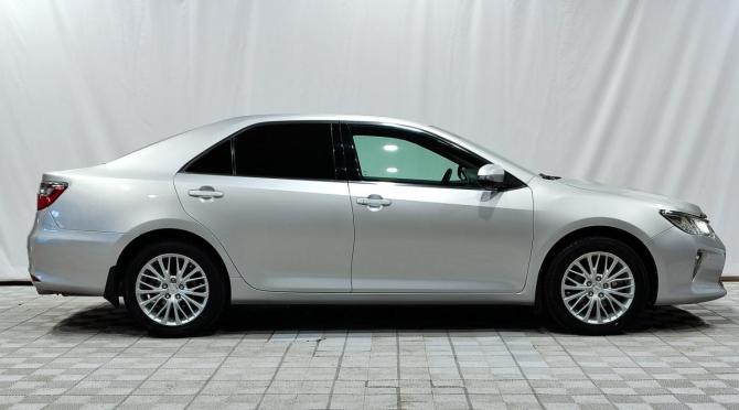 Toyota Camry VII (XV50) Рестайлинг с пробегом 2015 года, цена 1 990 000 рублей, 128000 км, седан, Автокод Объявления