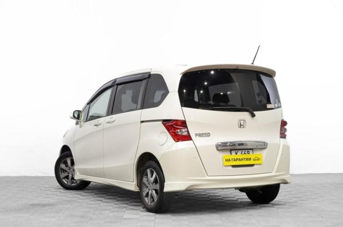Honda Freed I с пробегом 2010 года, цена 1 149 000 рублей, 164000 км, компактвэн, Автокод Объявления