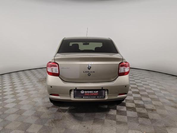 Renault Logan II с пробегом 2015 года, цена 675 000 рублей, 187280 км, седан, Автокод Объявления