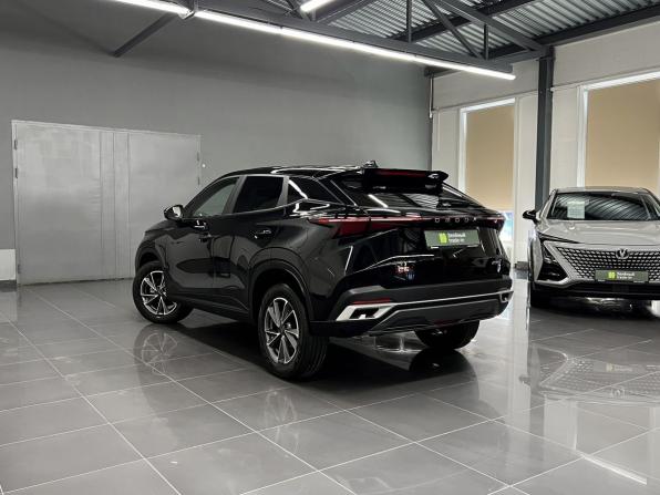 Omoda C5 I с пробегом 2024 года, цена 1 680 000 рублей, 42321 км, внедорожник, Автокод Объявления