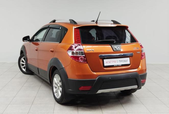 Dongfeng H30 Cross с пробегом 2016 года, цена 670 000 рублей, 107268 км, хэтчбек, Автокод Объявления
