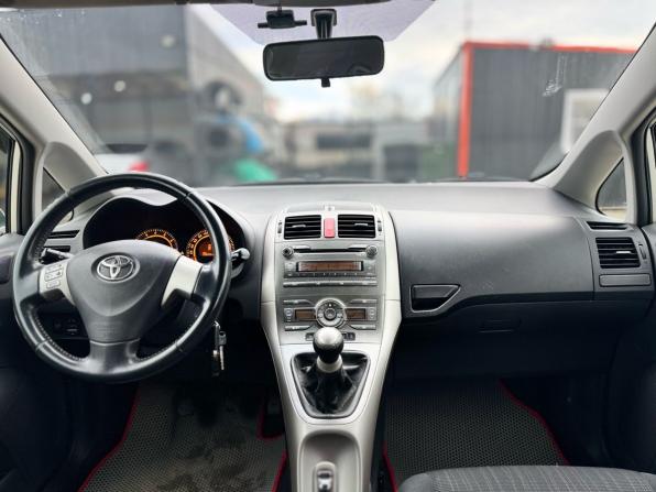 Toyota Auris I с пробегом 2008 года, цена 639 000 рублей, 229000 км, хэтчбек, Автокод Объявления