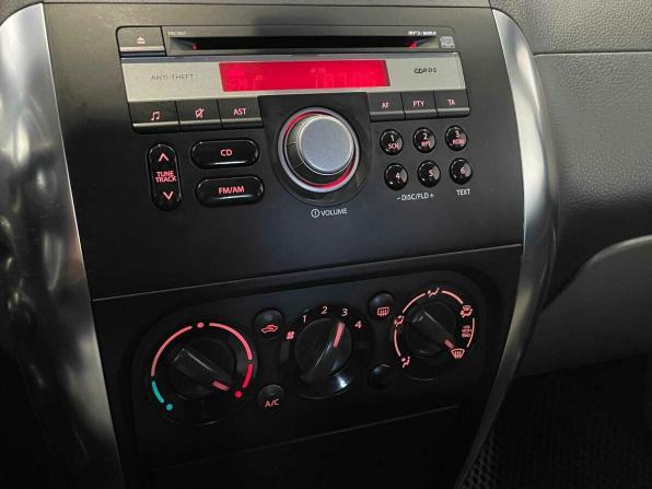 Suzuki SX4 I (Classic) Рестайлинг с пробегом 2012 года, цена 860 000 рублей, 97433 км, хэтчбек, Автокод Объявления