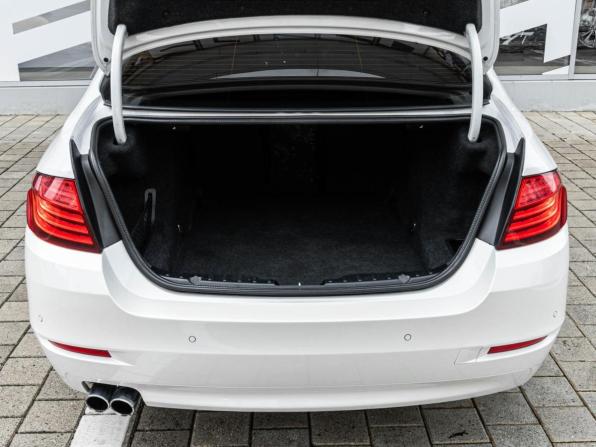 BMW 5 серии VI (F10/F11/F07) Рестайлинг с пробегом 2016 года, цена 1 890 000 рублей, 336038 км, седан, Автокод Объявления
