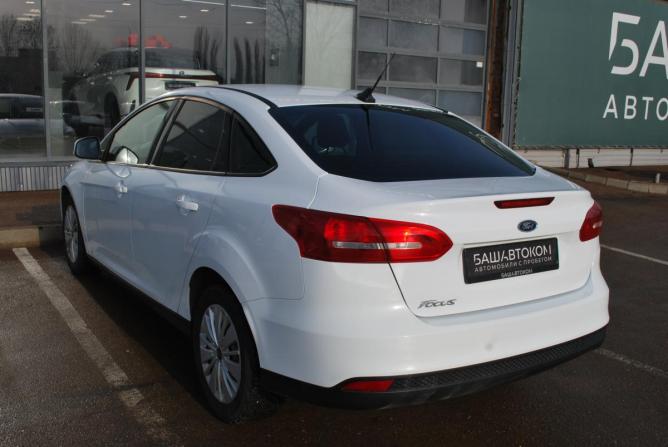 Ford Focus III Рестайлинг с пробегом 2018 года, цена 1 230 000 рублей, 76588 км, седан, Автокод Объявления