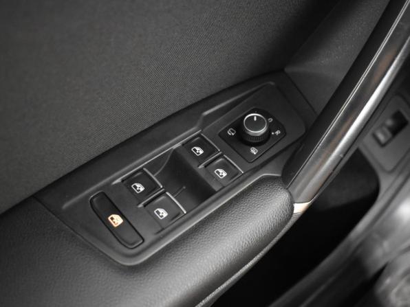 Volkswagen Tiguan II с пробегом 2017 года, цена 1 987 200 рублей, 180585 км, внедорожник, Автокод Объявления