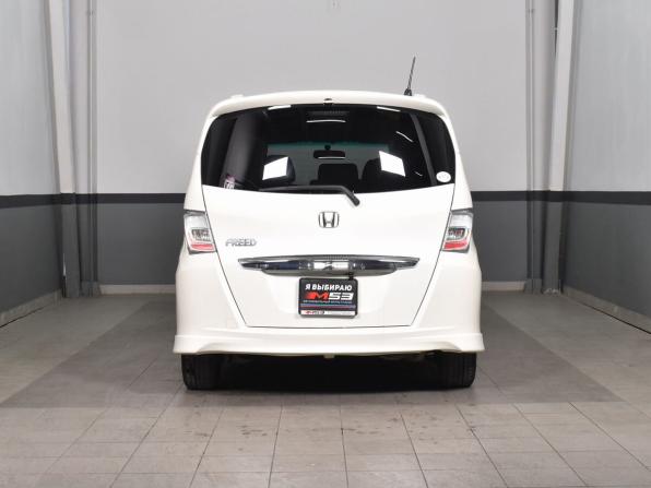 Honda Freed I Рестайлинг с пробегом 2012 года, цена 969 999 рублей, 130231 км, компактвэн, Автокод Объявления