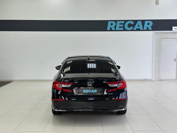 Honda Accord X с пробегом 2018 года, цена 1 795 000 рублей, 173805 км, седан, Автокод Объявления