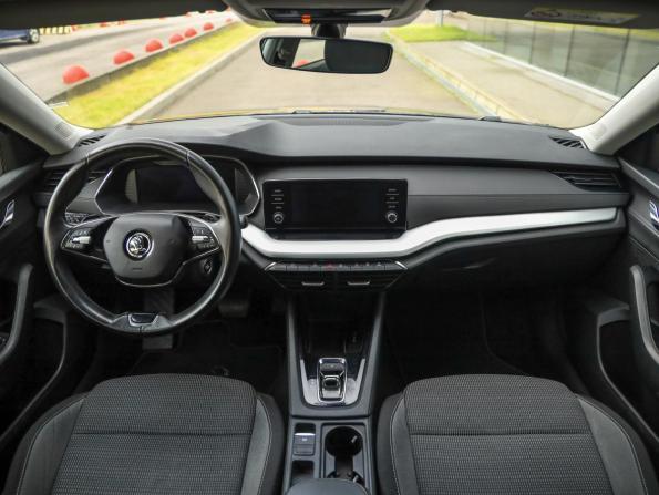 Skoda Octavia IV (A8) с пробегом 2021 года, цена 2 399 000 рублей, 122000 км, лифтбек, Автокод Объявления