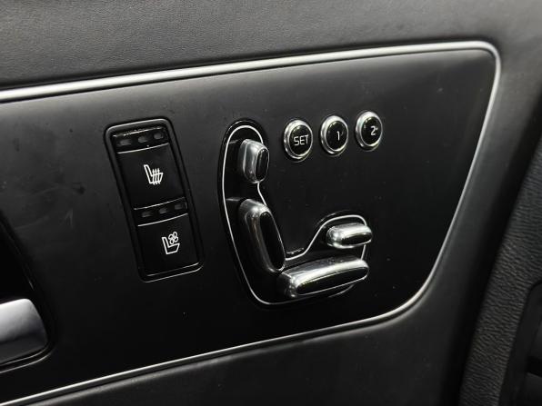 Kia Quoris I Ресталинг 2 с пробегом 2017 года, цена 2 150 000 рублей, 85155 км, седан, Автокод Объявления