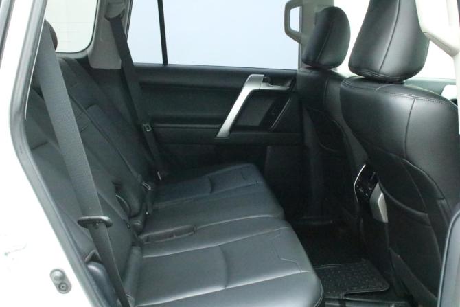 Toyota Land Cruiser Prado 150 Series Рестайлинг 3 с пробегом 2020 года, цена 6 310 000 рублей, 48192 км, внедорожник, Автокод Объявления