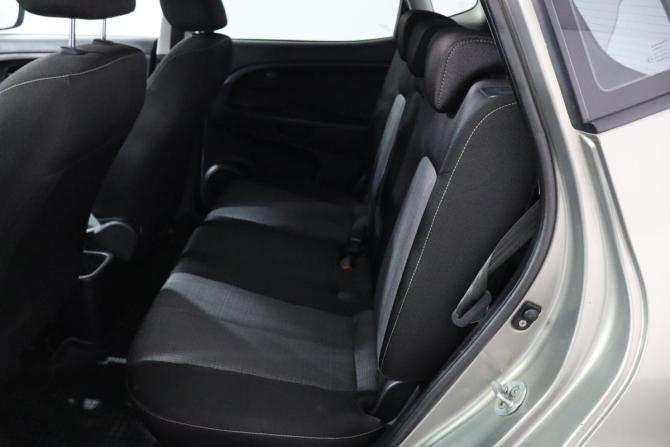 Kia Venga I с пробегом 2012 года, цена 549 000 рублей, 275000 км, минивэн, Автокод Объявления