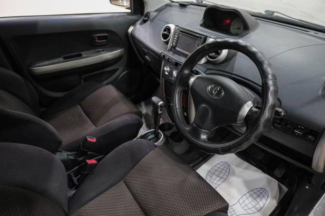 Toyota Ist I с пробегом 2002 года, цена 449 000 рублей, 470000 км, хэтчбек, Автокод Объявления