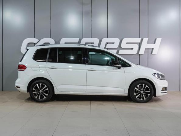 Volkswagen Touran II с пробегом 2019 года, цена 2 079 000 рублей, 86926 км, компактвэн, Автокод Объявления