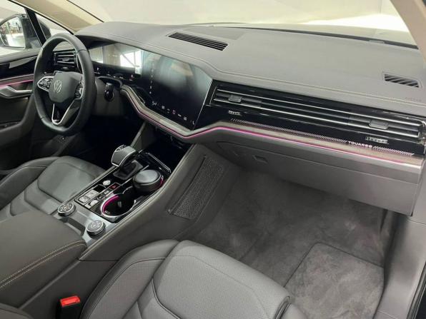 Новый Volkswagen Touareg III Рестайлинг 2025 года, цена 7 899 000 рублей, внедорожник, Автокод Объявления