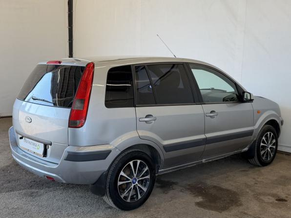 Ford Fusion I Рестайлинг с пробегом 2005 года, цена 269 000 рублей, 280490 км, хэтчбек, Автокод Объявления