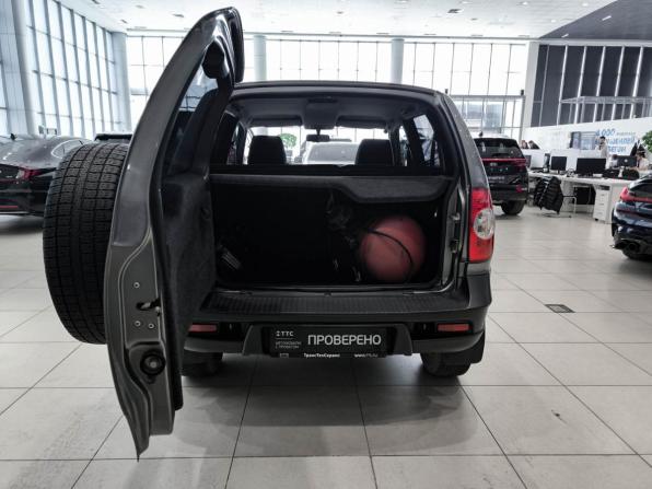 Chevrolet Niva I Рестайлинг с пробегом 2016 года, цена 699 000 рублей, 125144 км, внедорожник, Автокод Объявления