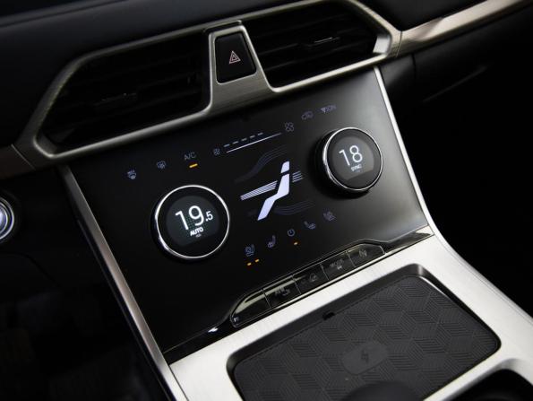 Exeed TXL I Рестайлинг с пробегом 2023 года, цена 2 475 000 рублей, 50822 км, внедорожник, Автокод Объявления
