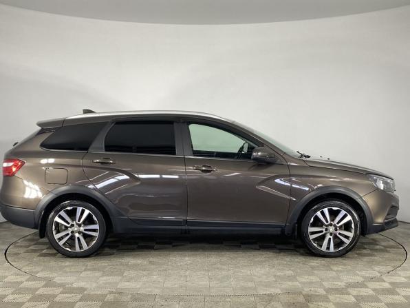 Lada (ВАЗ) Vesta I с пробегом 2021 года, цена 1 350 000 рублей, 55479 км, универсал, Автокод Объявления