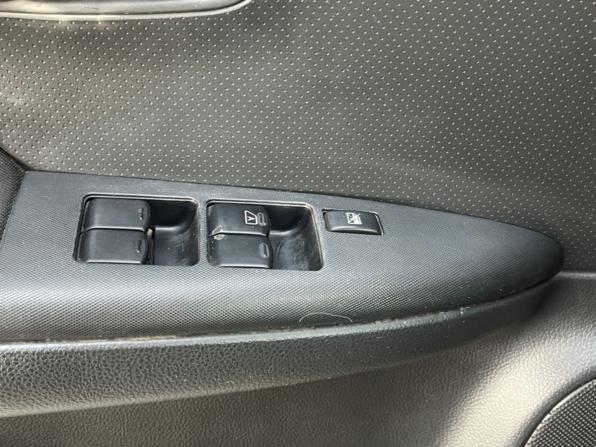 Nissan Note I Рестайлинг с пробегом 2010 года, цена 595 000 рублей, 220714 км, хэтчбек, Автокод Объявления