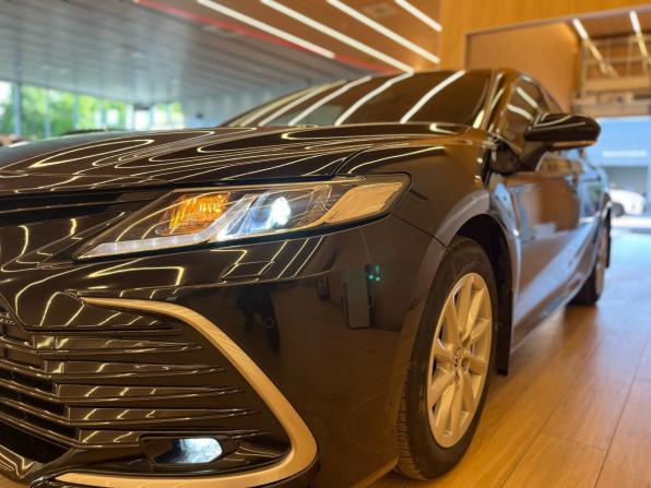 Toyota Camry VIII (XV70) Рестайлинг с пробегом 2021 года, цена 3 058 000 рублей, 59000 км, седан, Автокод Объявления