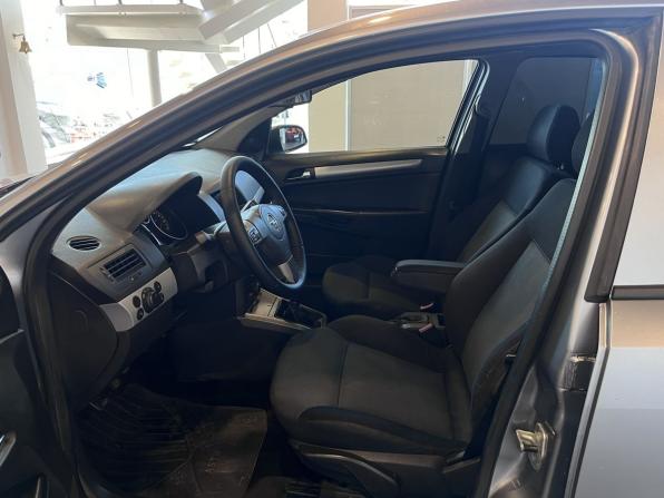 Opel Astra H с пробегом 2006 года, цена 375 000 рублей, 246142 км, хэтчбек, Автокод Объявления