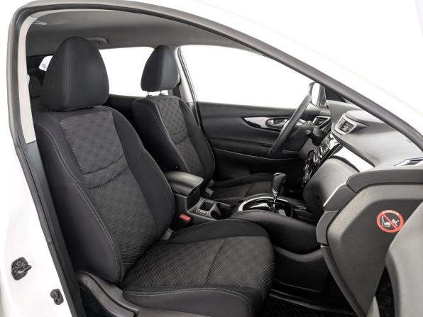 Nissan Qashqai II с пробегом 2017 года, цена 1 300 000 рублей, 164850 км, внедорожник, Автокод Объявления
