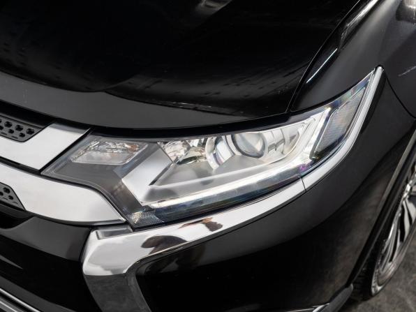 Mitsubishi Outlander III Рестайлинг 3 с пробегом 2019 года, цена 2 390 000 рублей, 147141 км, внедорожник, Автокод Объявления