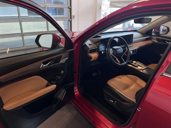 Haval Jolion I с пробегом 2022 года, цена 2 100 000 рублей, 61723 км, внедорожник, Автокод Объявления
