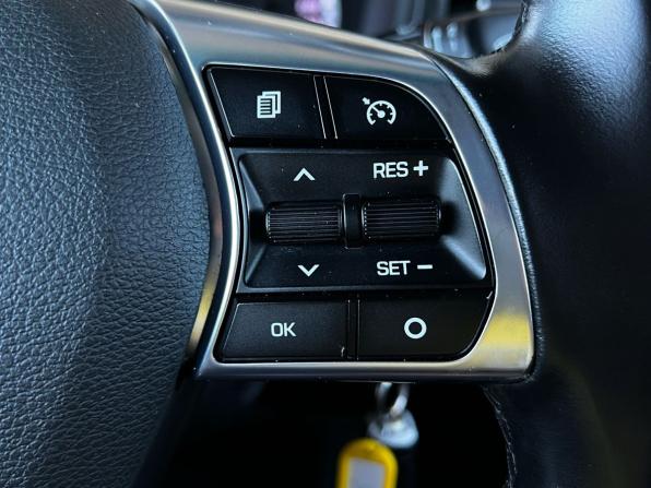 Hyundai Sonata VII (LF) Рестайлинг с пробегом 2017 года, цена 1 849 000 рублей, 94154 км, седан, Автокод Объявления