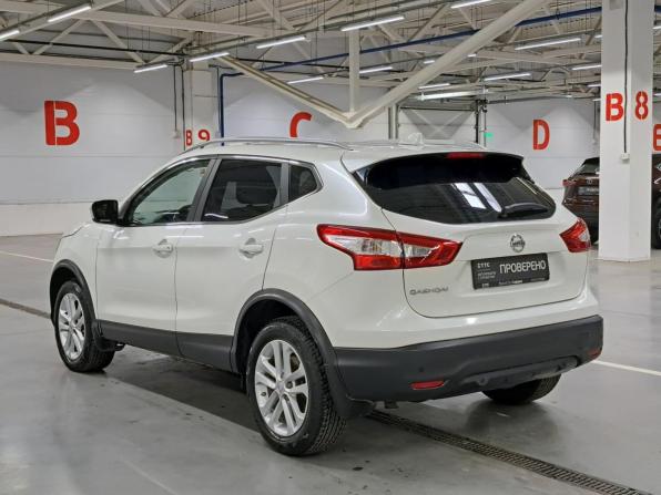Nissan Qashqai II с пробегом 2017 года, цена 1 530 000 рублей, 140810 км, внедорожник, Автокод Объявления