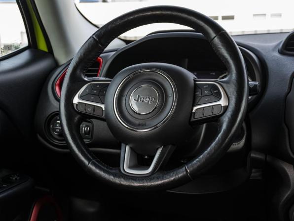 Jeep Renegade I с пробегом 2017 года, цена 1 849 000 рублей, 175034 км, внедорожник, Автокод Объявления