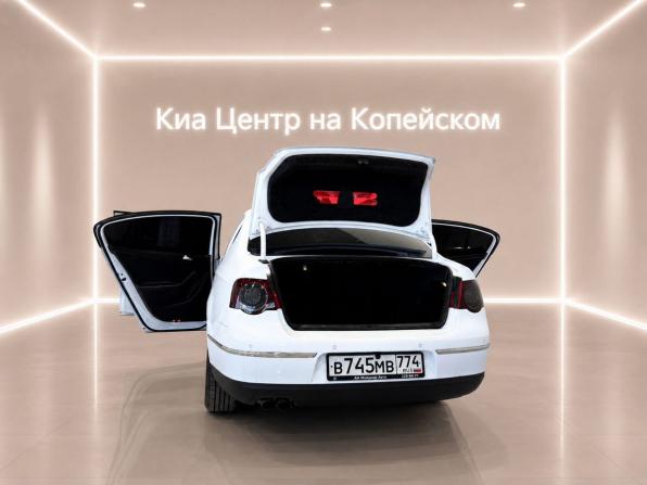 Volkswagen Passat B6 с пробегом 2008 года, цена 695 000 рублей, 320000 км, седан, Автокод Объявления