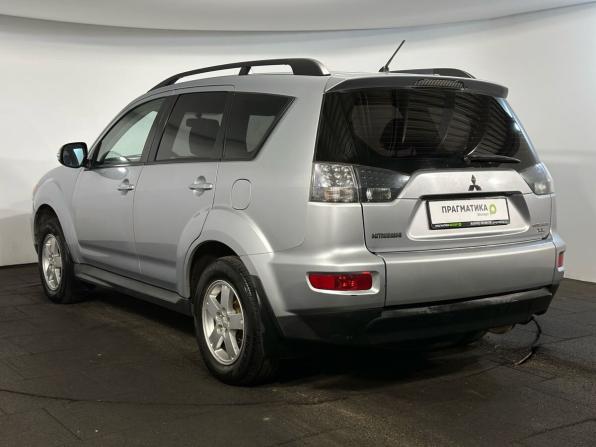 Mitsubishi Outlander II Рестайлинг с пробегом 2011 года, цена 949 900 рублей, 206000 км, внедорожник, Автокод Объявления