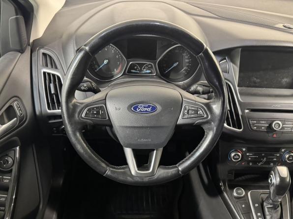 Ford Focus III Рестайлинг с пробегом 2017 года, цена 660 000 рублей, 270000 км, хэтчбек, Автокод Объявления