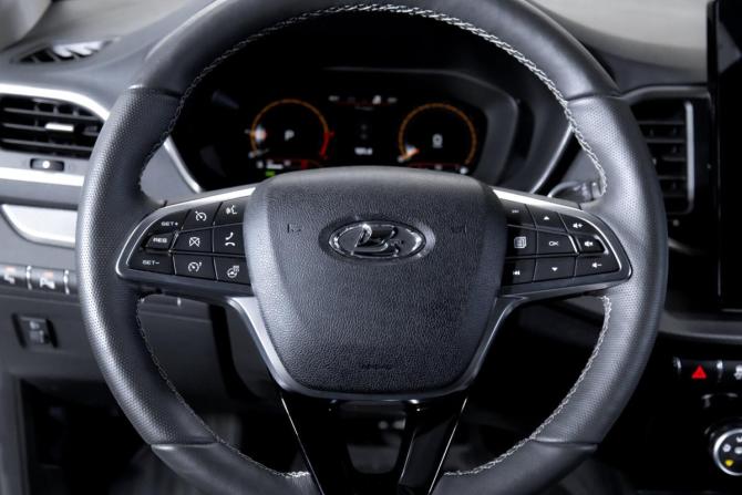 Lada (ВАЗ) Vesta I Рестайлинг (NG) с пробегом 2024 года, цена 1 449 000 рублей, 30424 км, седан, Автокод Объявления