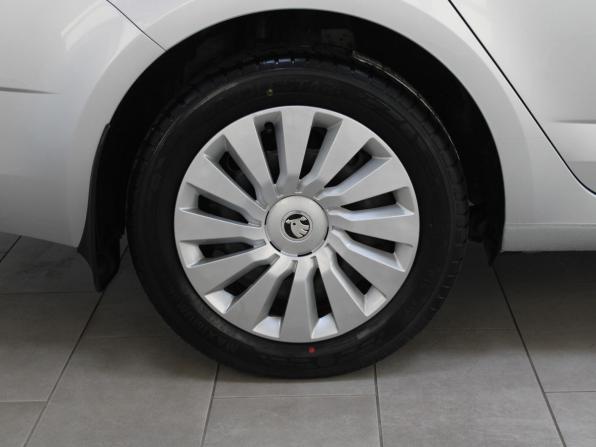 Skoda Octavia III (A7) Рестайлинг с пробегом 2020 года, цена 1 999 900 рублей, 122543 км, лифтбек, Автокод Объявления